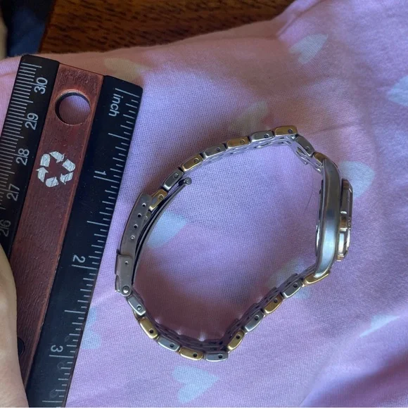 BULOVA Gold Glow in The Dark Numbers & Hands Round Vintage Watch Stainless Steel - Picture 10 of 14